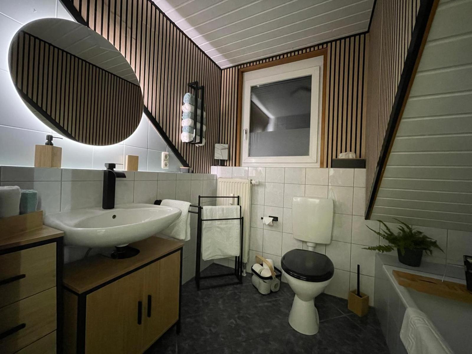 Apartment Insight Workaction Audi Balkone Ambiente